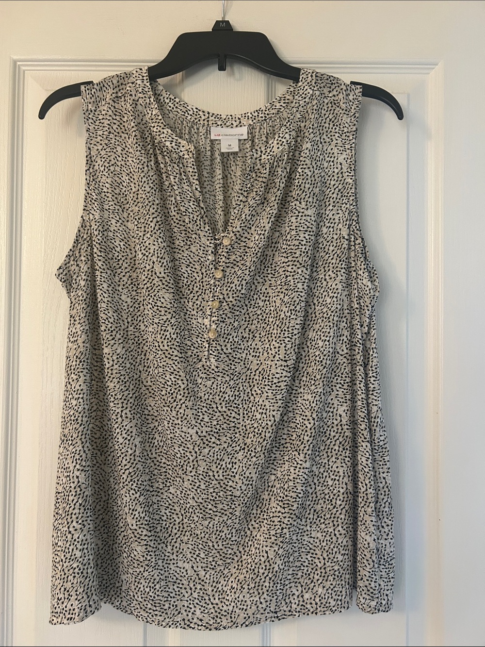 Liz Claiborne Cream and Black Sleeveless Tank size Medium